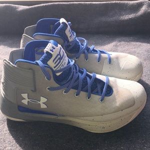 UA Curry 3Zero Size 10.5 Men’s